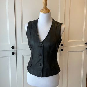 Danier genuine leather vest, black, XS, Sleeveless jacket
